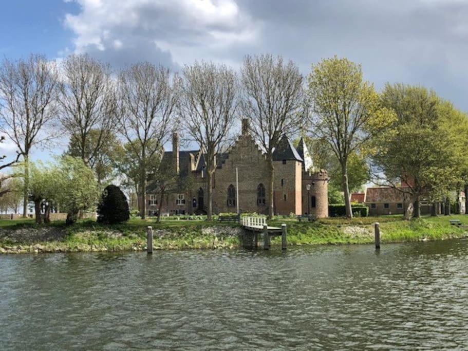 Gezellige Pipo Met Grote Schommel Aan Het Water Medemblik Exterior foto